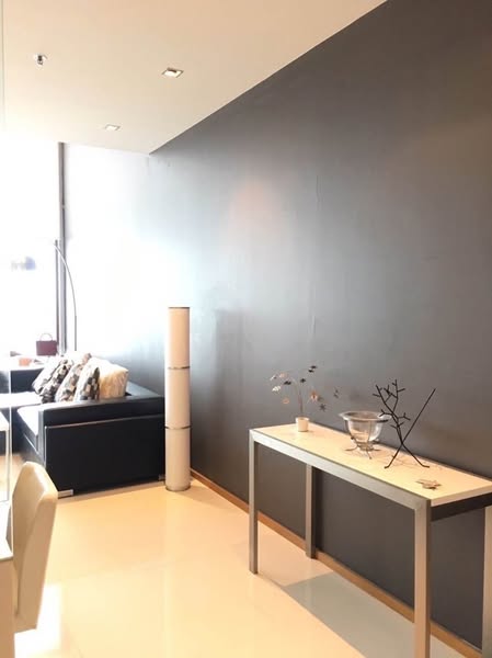 room interior of The Emporio Place