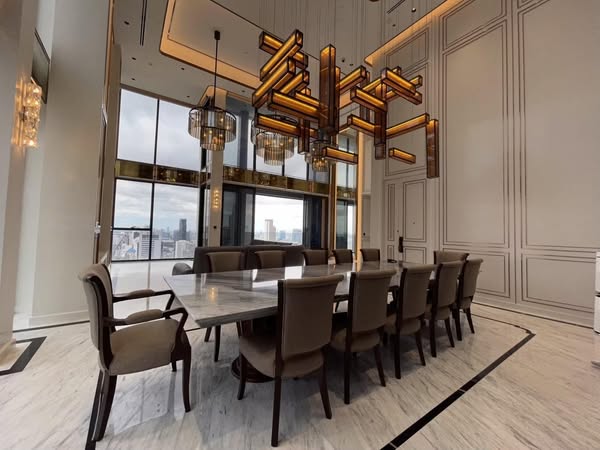 THE ESSE at SINGHA COMPLEX