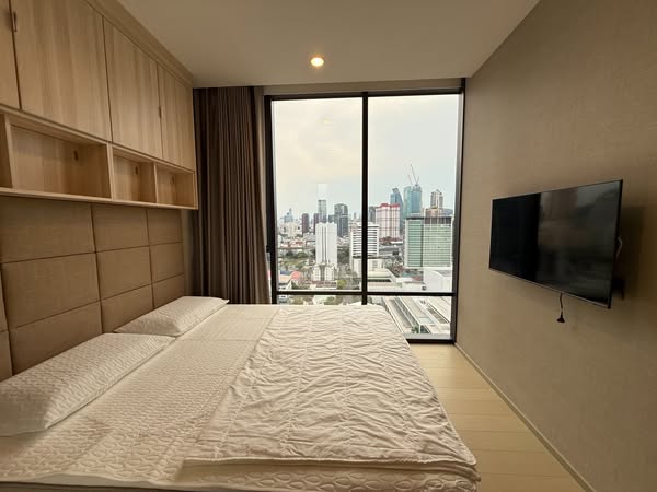 bedroom of THE EXTRO Phayathai-Rangnam