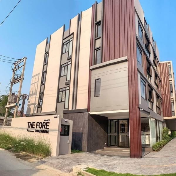 The Fore Condominium