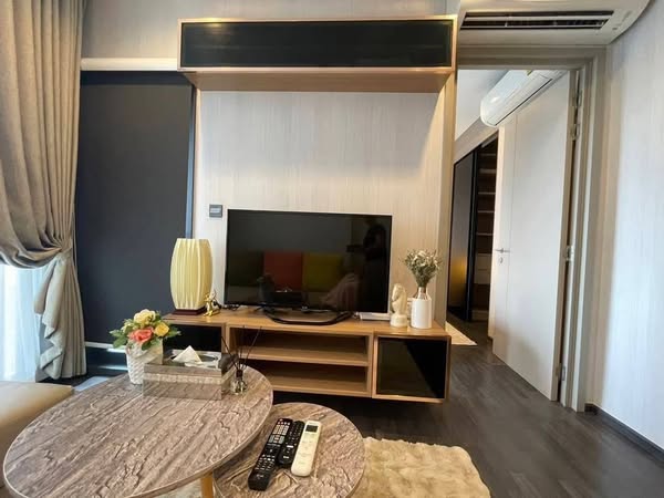 bedroom and living room of THE LINE Asoke-Ratchada