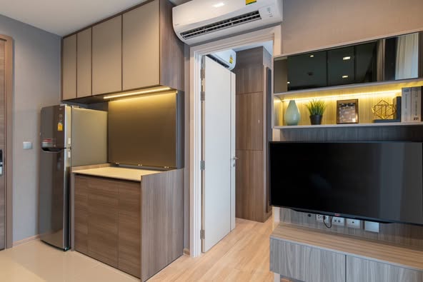 kitchen of THE LINE Phahon-Pradipat