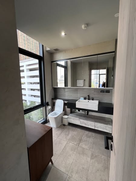 bathroom of The Lofts Asoke