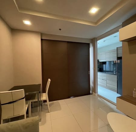 The Metropolis Samrong