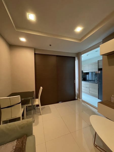 The Metropolis Samrong