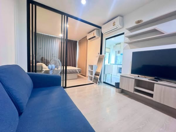 bedroom and living room and room interior of The Niche Mono Sukhumvit 50