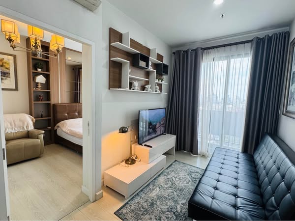 bedroom and living room of The Niche Pride Thong Lo-Phetchaburi