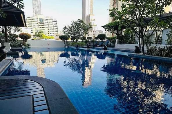 pool of The Prime 11 Condo