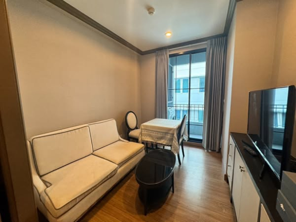 bedroom of The Reserve Kasemsan 3