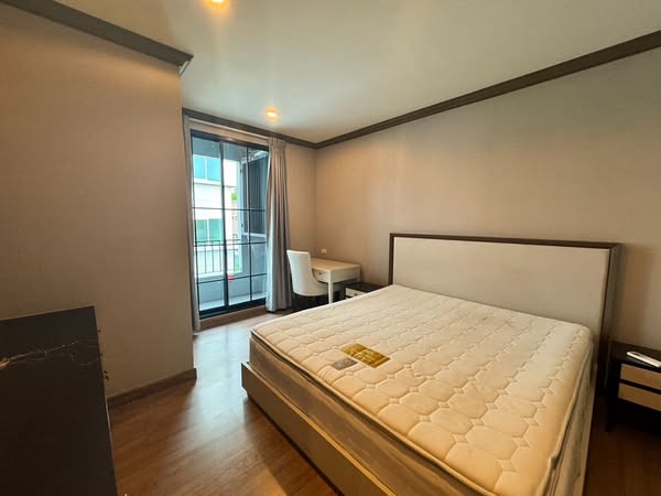 bedroom of The Reserve Kasemsan 3