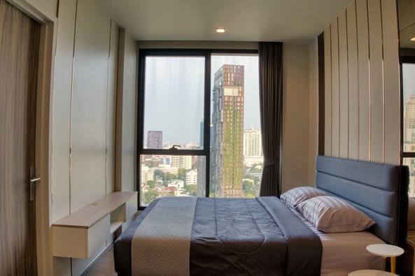 bedroom and room interior of The Residences at Mandarin Oriental Bangkok