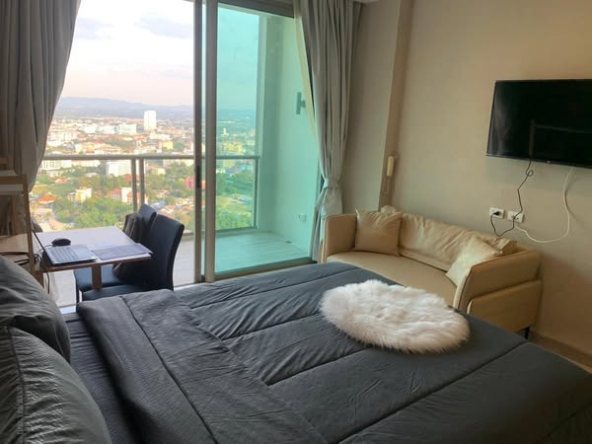 bedroom of The Riviera Wongamat Beach : เดอะ ริเวียร่า วงศ์อมาตย์ บีช