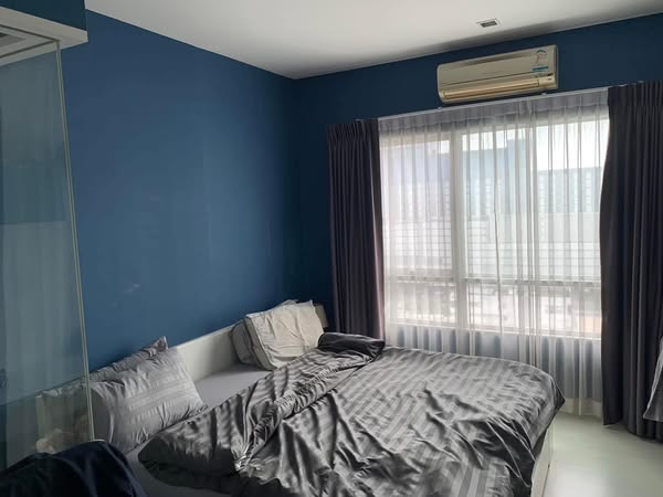 bedroom of The Room Ratchada-Ladprao