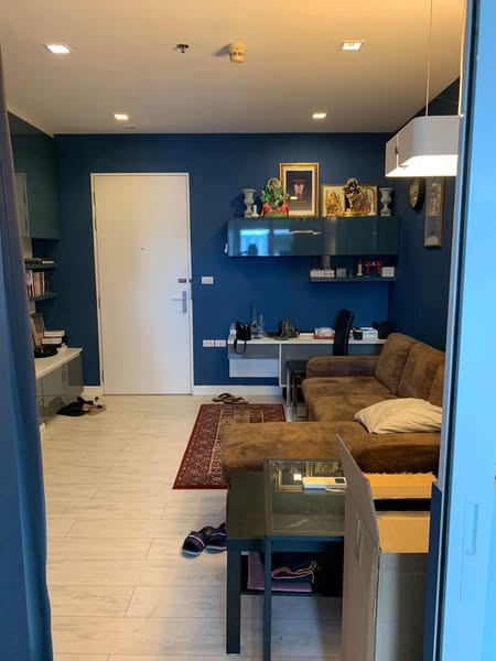 living room of The Room Ratchada-Ladprao