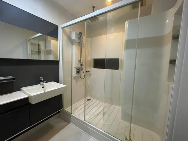 room interior of The Room Sukhumvit 62
