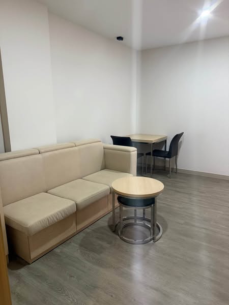 room interior of The SHADE Sathon 1 (เดอะเชดด์ สาทร 1)