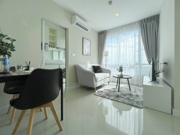 bedroom and living room of The Sky Sukhumvit