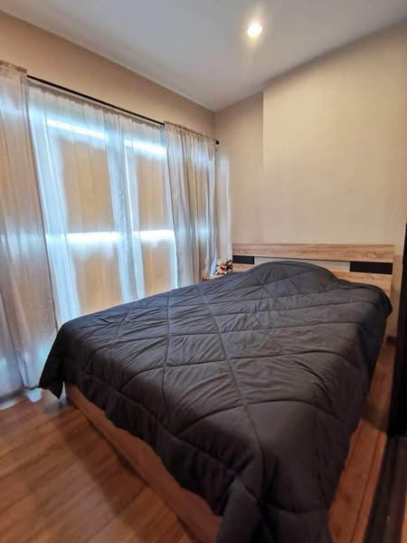 bedroom of The Tree Rio Bang-Aor Station