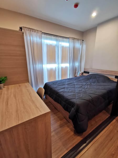 bedroom of The Tree Rio Bang-Aor Station