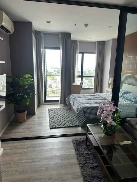 bedroom of The Trust Condo @BTS Erawan