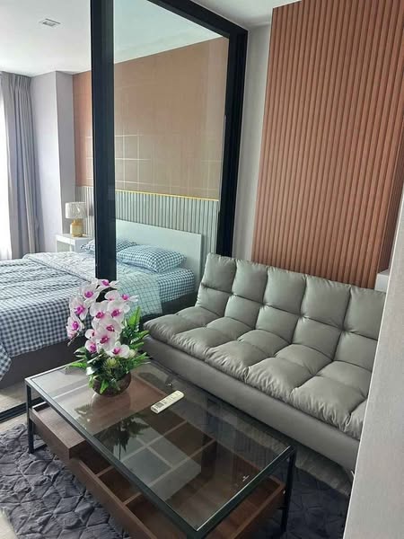 bedroom of The Trust Condo @BTS Erawan