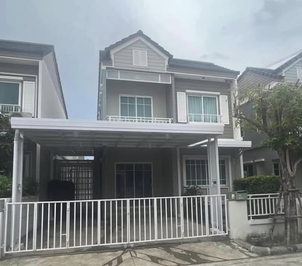 The Village 3 Bang Na-Wong Waen