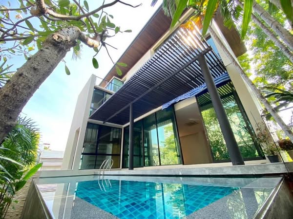 THEA Private Suites by TH District