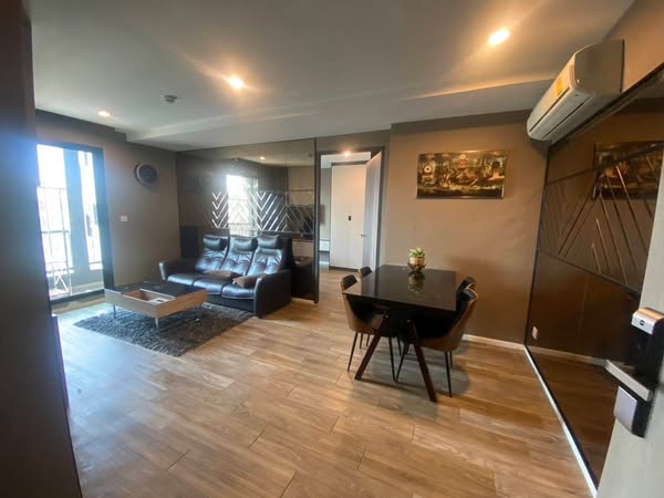 living room of Very Sukhumvit 72 เวรี่ สุขุมวิท 72