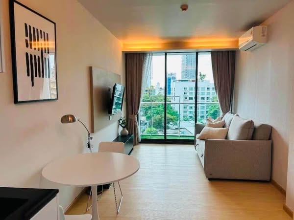 bedroom and living room of Via 49