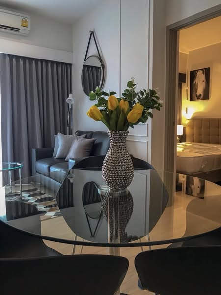 living room and room interior of Whizdom Connect Sukhumvit