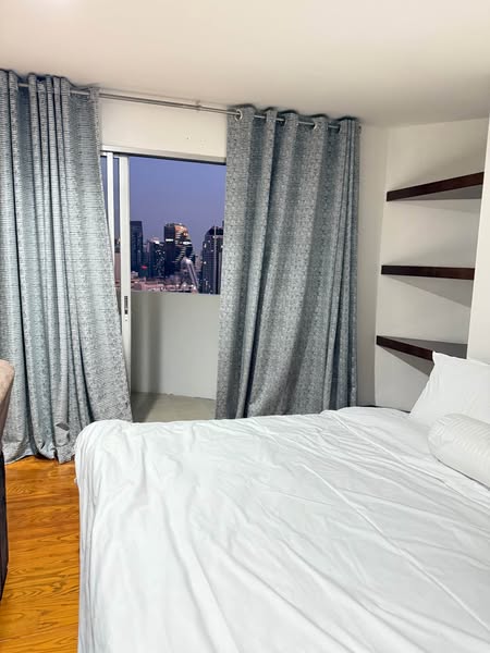 bedroom and room interior of Witthayu Complex