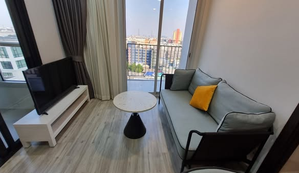 bedroom and living room of XT HUAIKHWANG