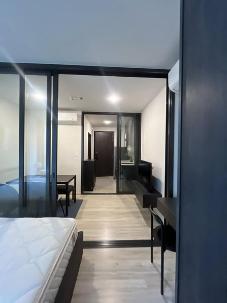 bedroom and room interior of XT HUAIKHWANG
