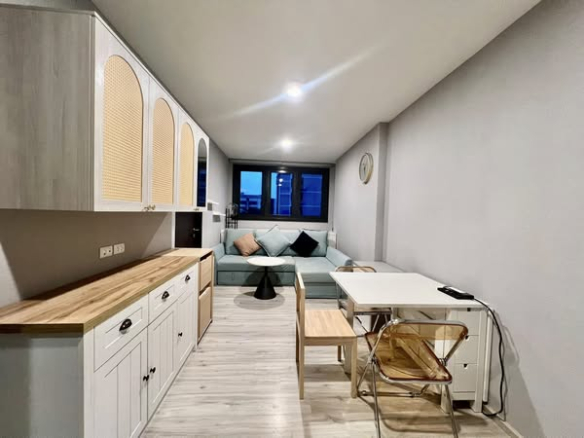 XT HUAIKHWANG