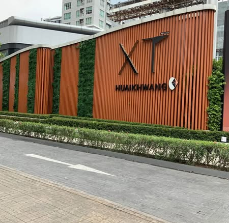 XT HUAIKHWANG