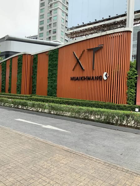 XT HUAIKHWANG