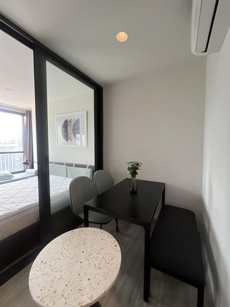 room interior of XT HUAIKHWANG