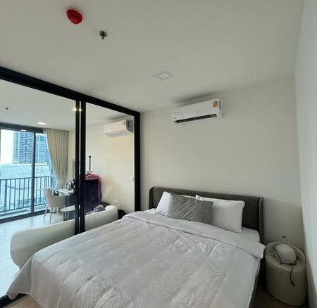 bedroom of XT Phayathai
