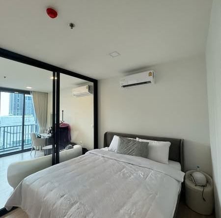 bedroom of XT Phayathai