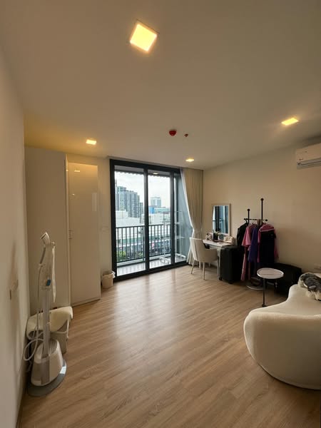 room interior of XT Phayathai