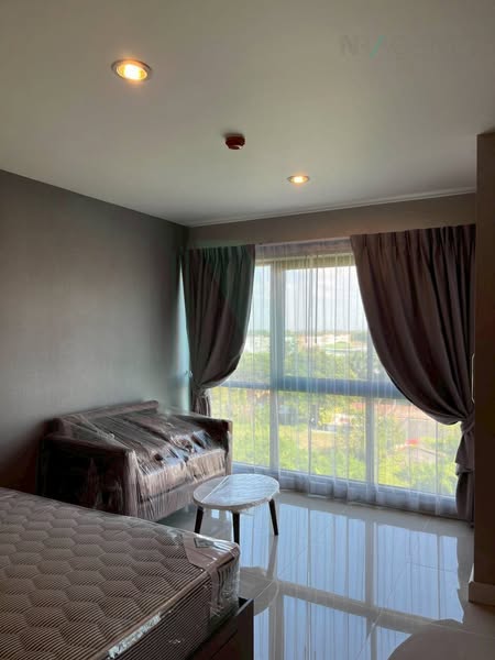 bedroom of Casa France ABAC Bangna