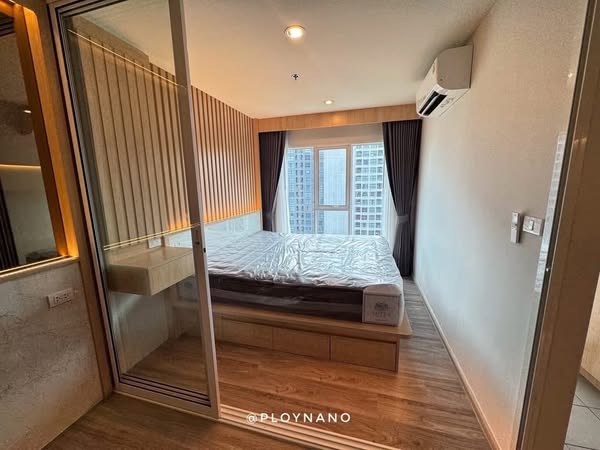 bedroom and room interior of Regent Home Bangna (รีเจ้นท์โฮม บางนา)