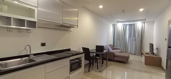 kitchen of Supalai Wellington