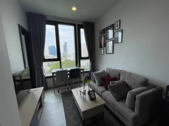 bedroom and living room of XT Ekkamai