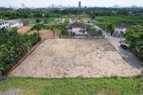 ขายที่ดินเปล่า1 ไร่