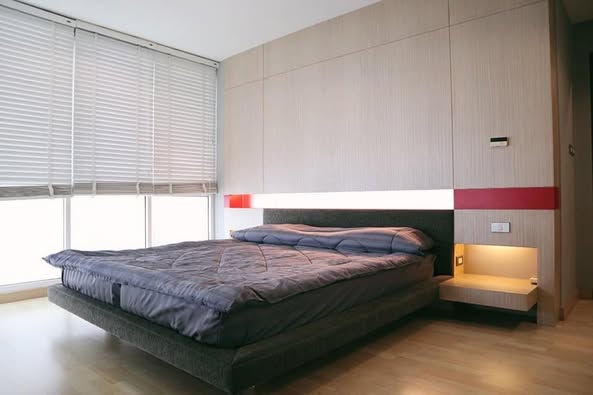 bedroom and room interior of 59 Heritage