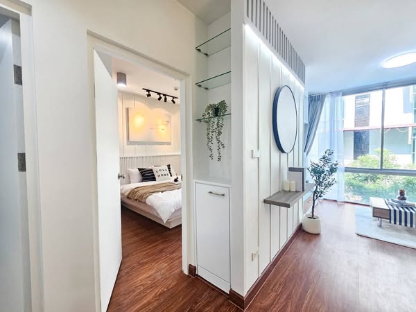 bedroom and room interior of ดิ ไอริส (พระราม9 - ศรีนครินทร์)