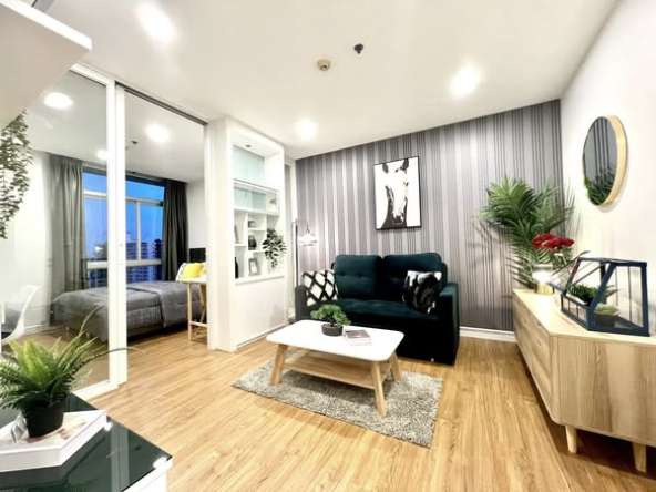 living room of Centric Scene Sukhumvit 64