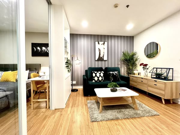 living room of Centric Scene Sukhumvit 64