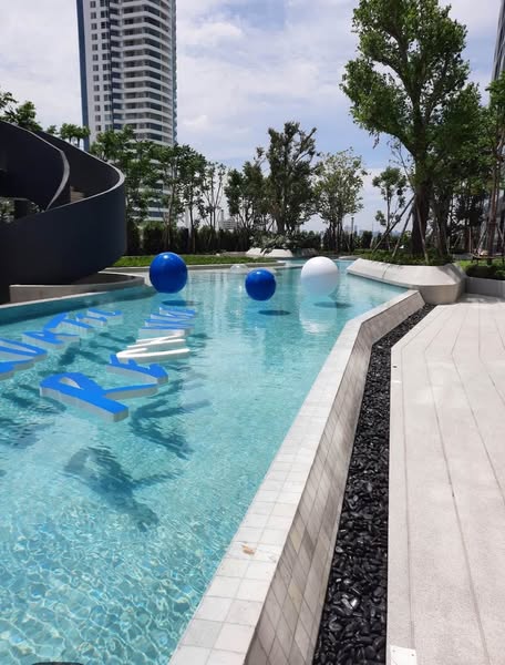 pool of Ideo Charan 70 - Riverview